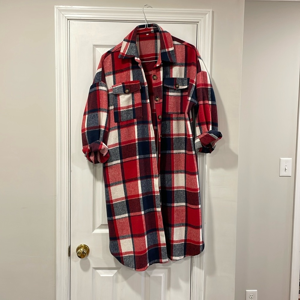 Oversized plaid dress (below knee)